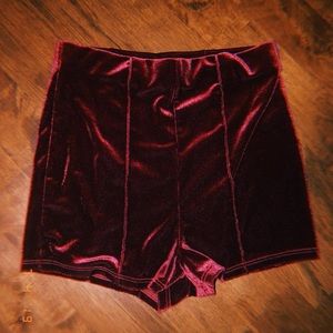 Velvet short